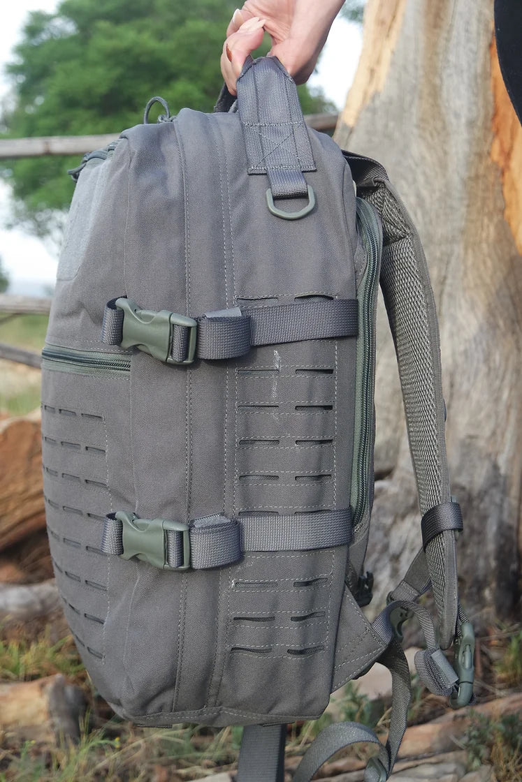 Load image into Gallery viewer, MTG Streamline Backpack - Grey