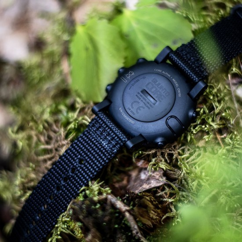 Load image into Gallery viewer, SUUNTO CORE ALPHA STEALTH