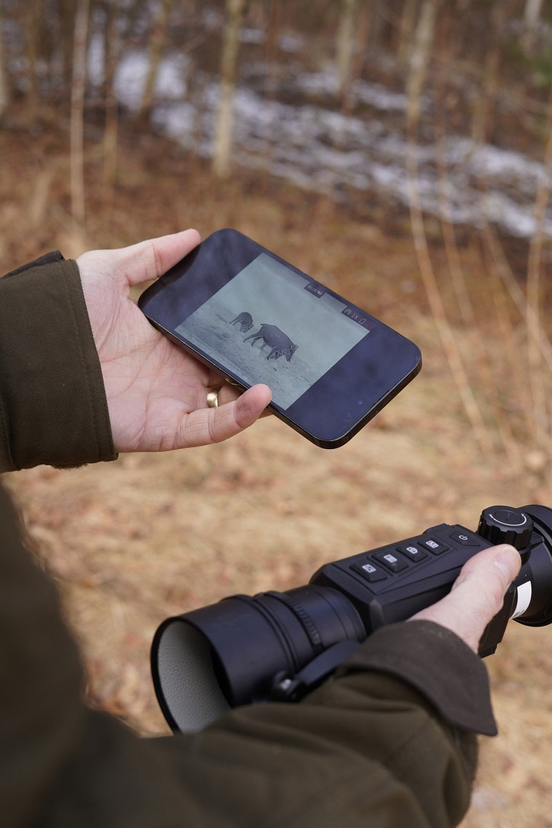 Load image into Gallery viewer, HIKMICRO Thunder TQ50CR 2.0 Thermal Clip-on – With a Reticle (50 mm)