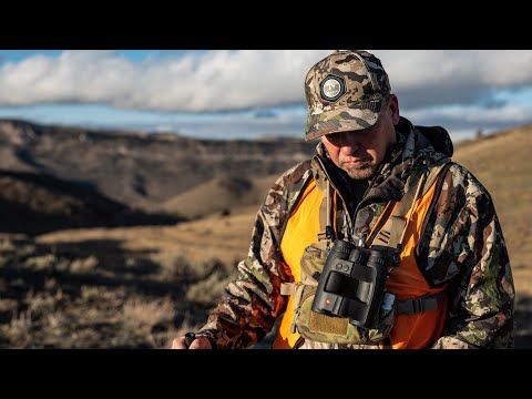 Load and play video in Gallery viewer, Leica Geovid Pro 32 10X32 Bino Rangefinder